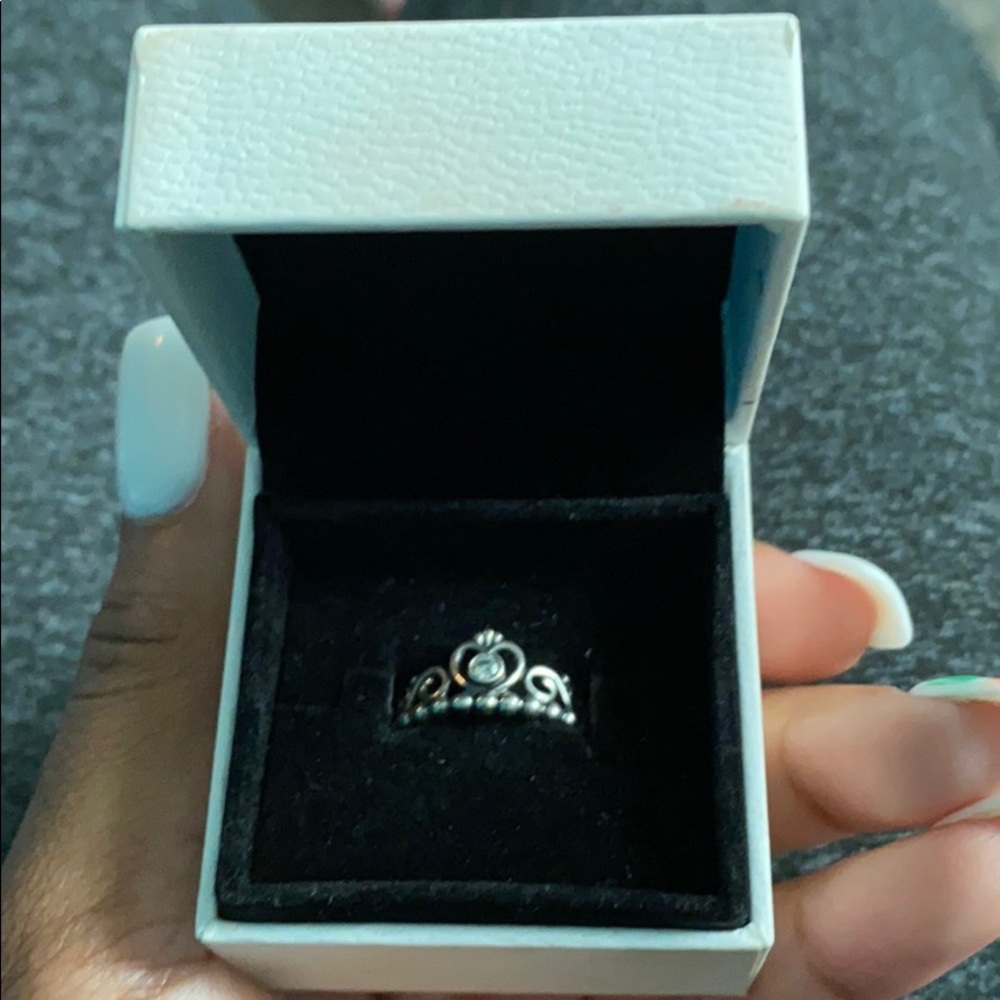Pandora Princess Tiara crown ring